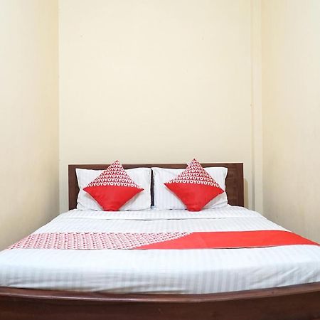 Oyo Flagship 1034 Pondok Mulia Guest House Syariah Balikpapan  Eksteriør bilde